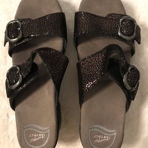 Dansko sandals EUC